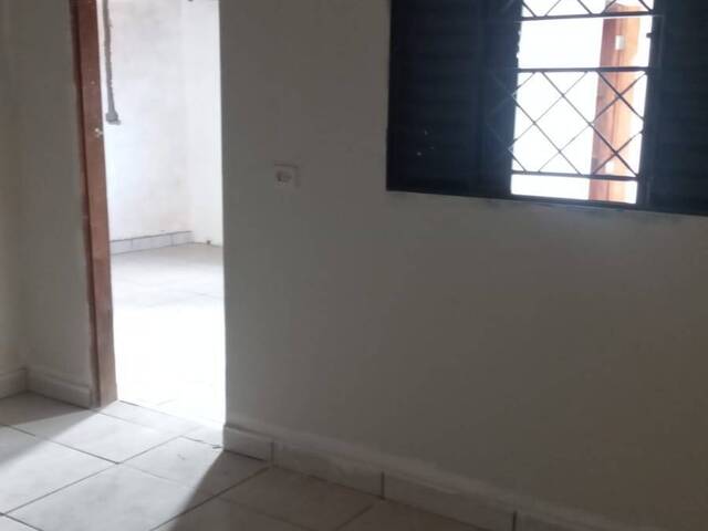 Casa para Venda em Barra do Bugres - 5