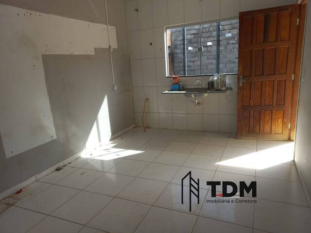 Casa para Venda em Barra do Bugres - 4